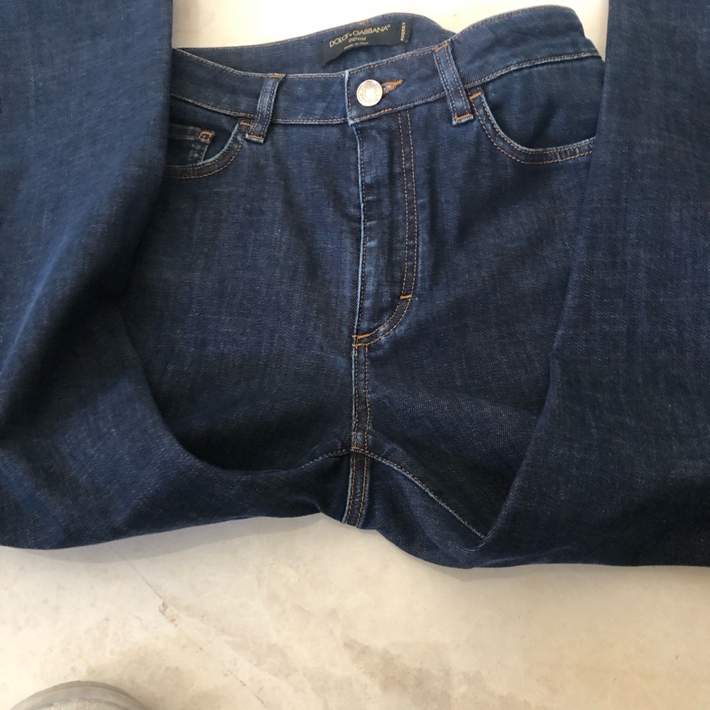 Dolce & Gabbana Dark Blue Skinny Queen Jeans with Yellow Script Patch. Size 38 - Picture 8 of 10